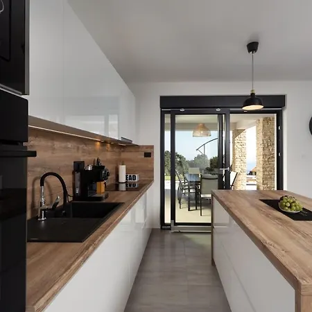 Askim Prestige Villa *